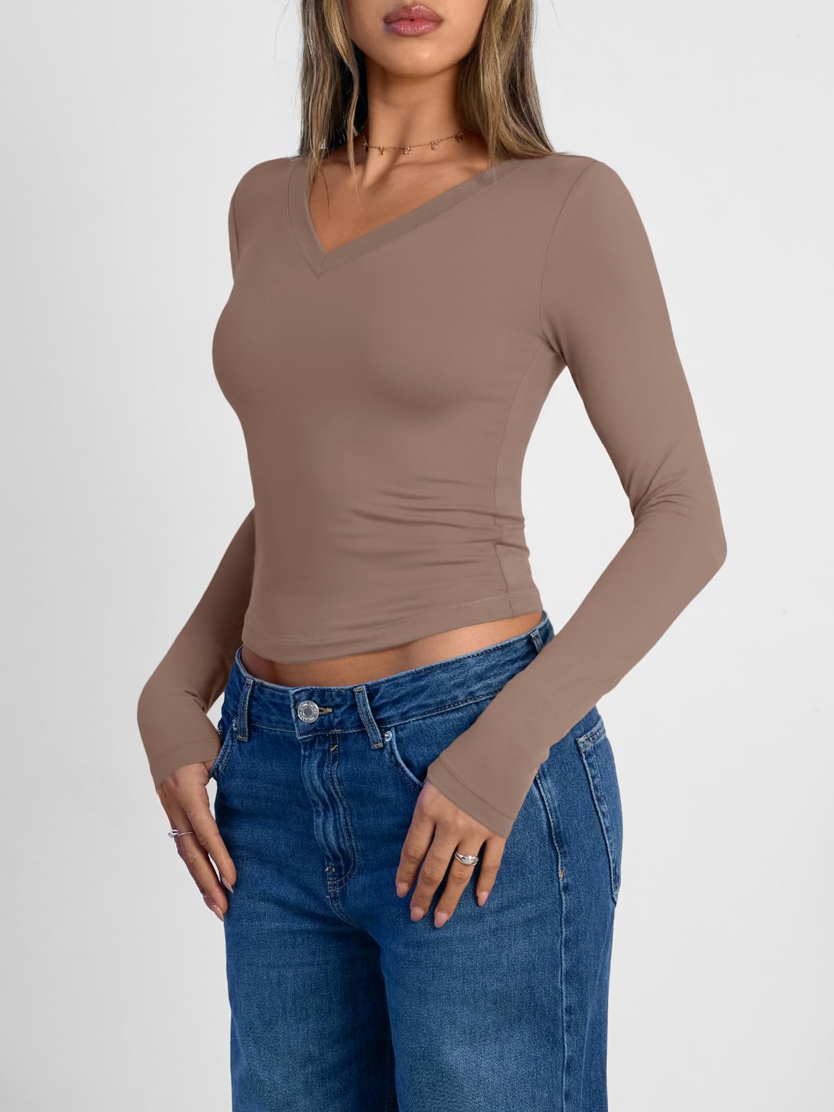 Trendy Queen Long Sleeve Shirts for Women 2025 Fall Fashion V Neck Basics Crop Tops Slim Fitted Y2K Tops Outfits Clothes