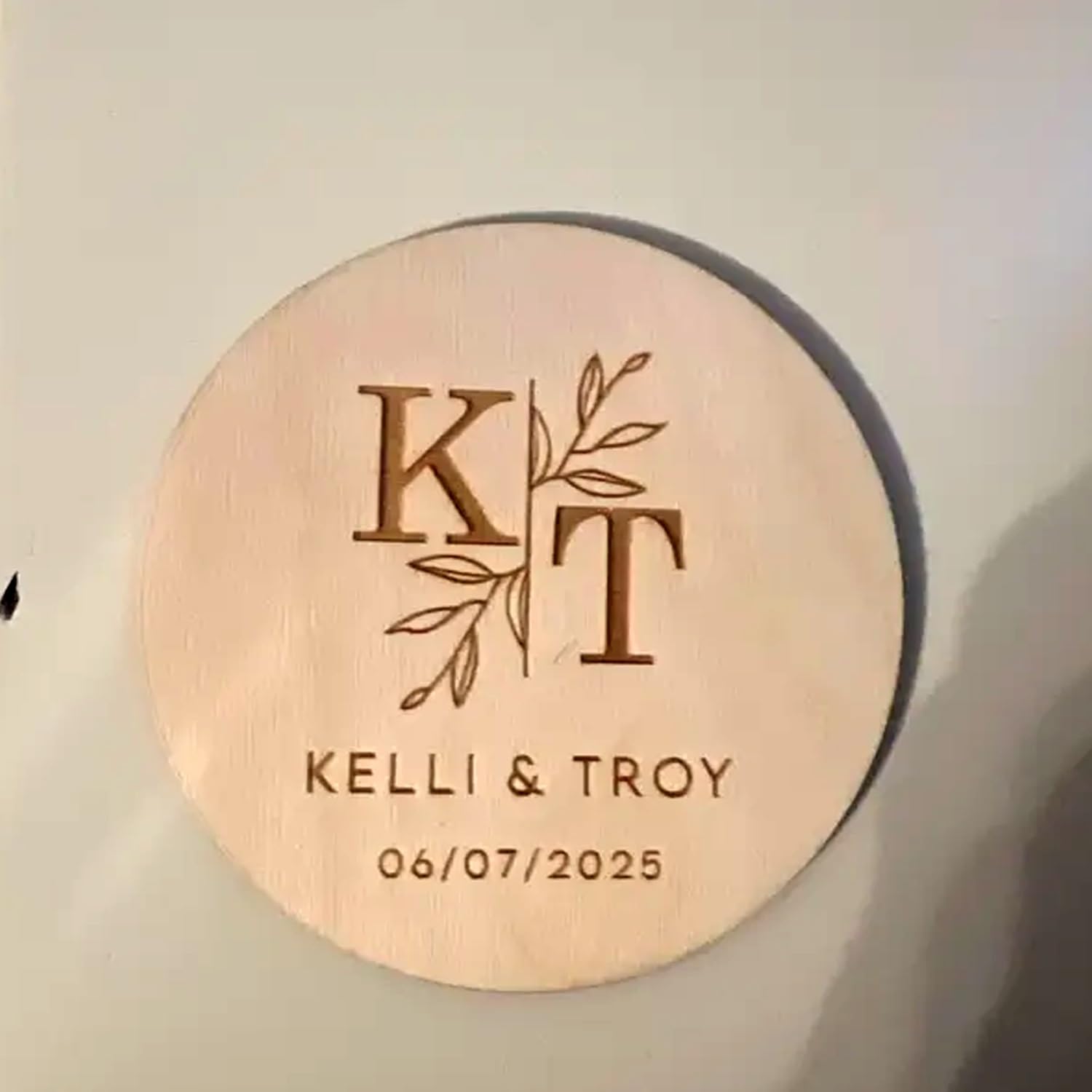 Posavasos De Madera Personalizados, Regalo De Boda, Nombre Personalizado Grabado, Regalo De Inauguración De La Casa, Almohadilla For Taza De Té, Café, Compromiso, Navidad(80pcs)