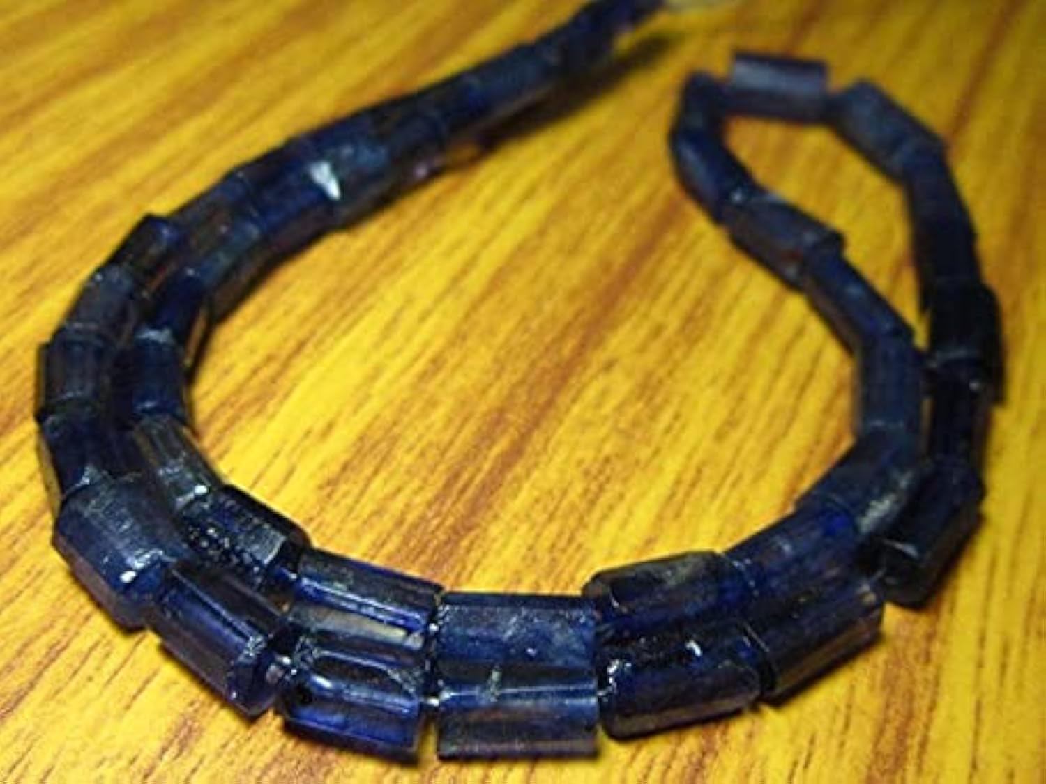 Iolite briolettes en tubes facettés de 4x5mm à 5x9mm pour enfilage de perles artisanales