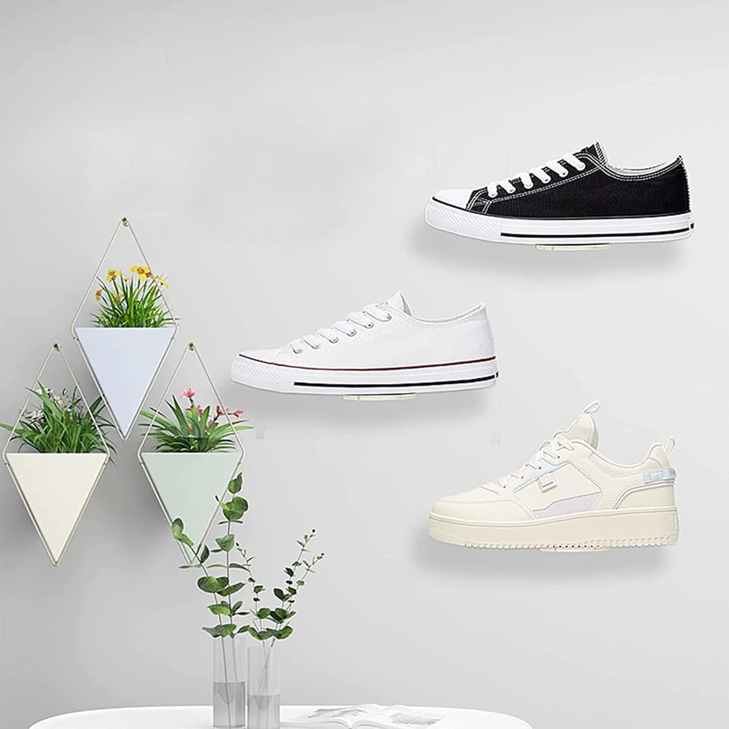 Zapatero flotante de acrílico (juego de 6) soporte de pared para zapatos, estante de almacenamiento transparente para uso doméstico, estante de exhibición de zapatillas con tornillos y 5