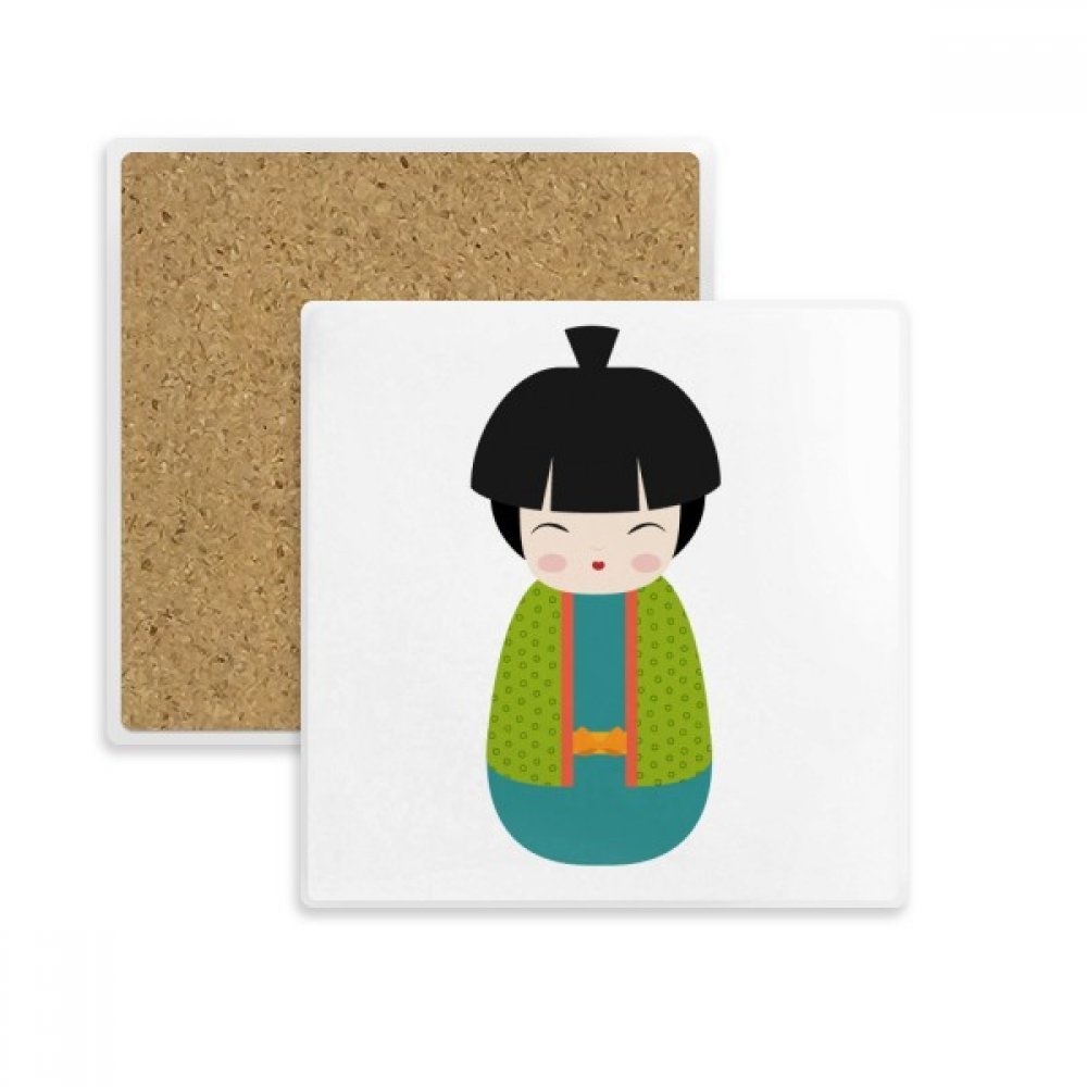 Cadeau de boissons original avec ce dessous de verre de poupée kimono vert