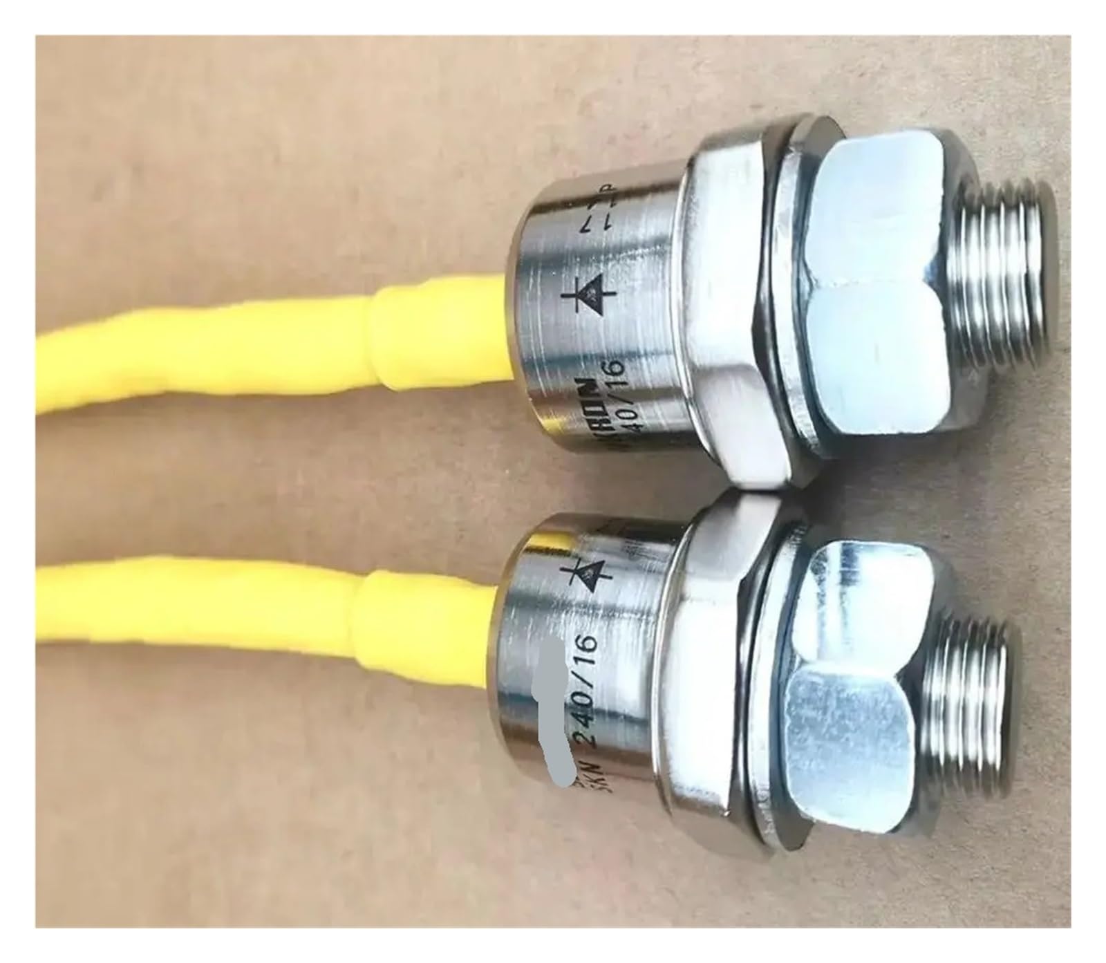 OSHZIKJII 1PCS SKN240/12 SKN240/08 SKN240/04 Thyristor Diode(SKN240-12)