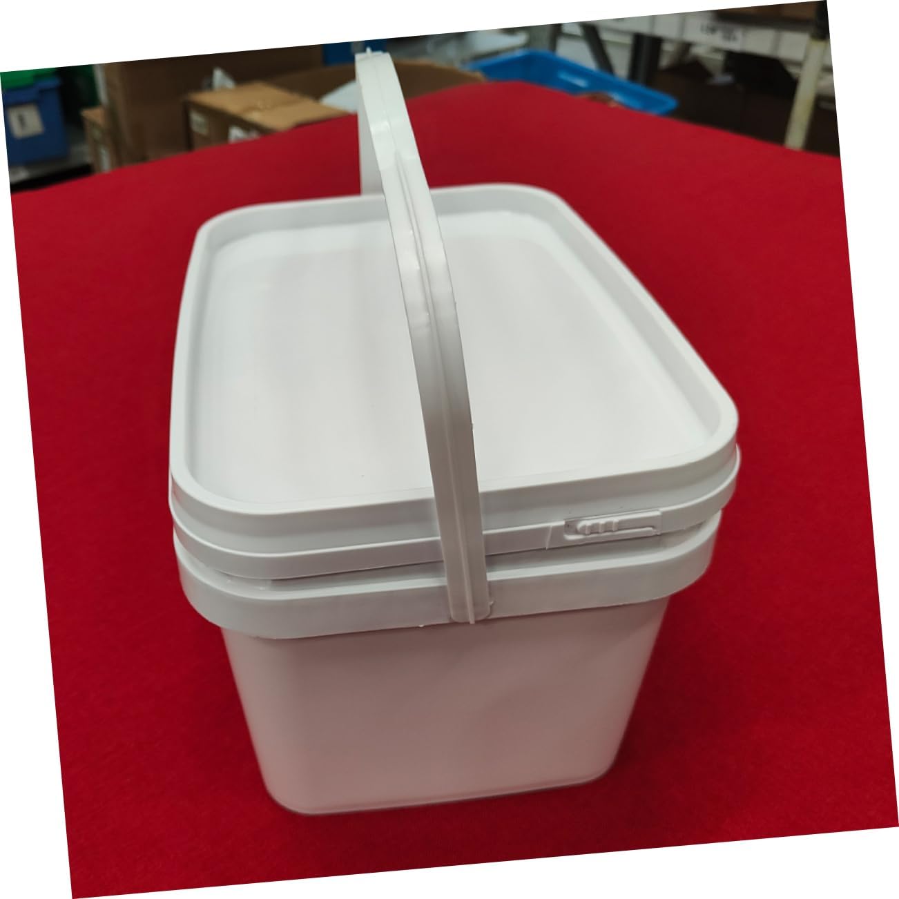 Zerodeko 2.6 Gallon Plastic Paint Bucket with Lid 10L Capacity Painting Container with Handle for Art Projects and DIY Crafts 2 Pack