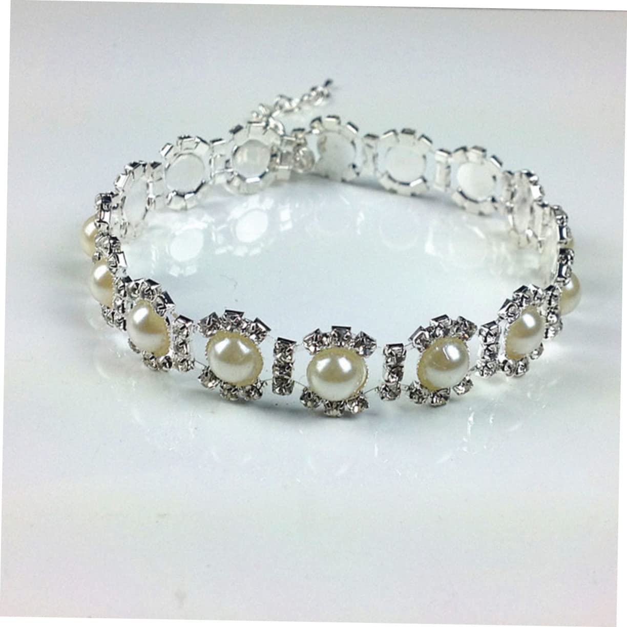 ibasenice Fashionable Pearl Crystal Pet Pendant Necklace for Dogs Puppies Jewelry Accessory for Special Occasions Photo Shoots