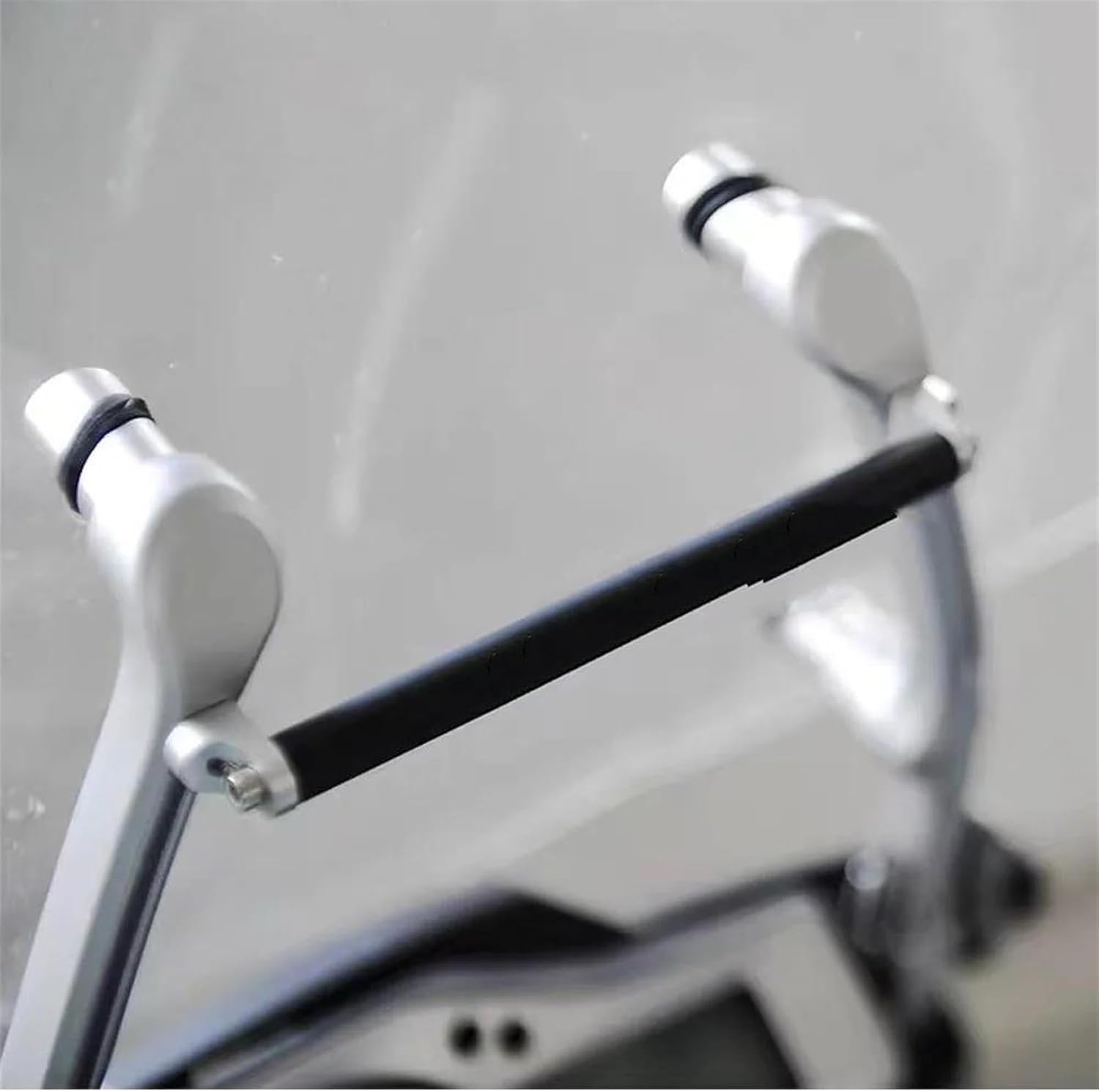 オートバイ ナビゲーション ブラケット オートバイ用耐衝撃性電圧付き携帯電話ホルダーUSB GPSナビゲーションブラケット CF用