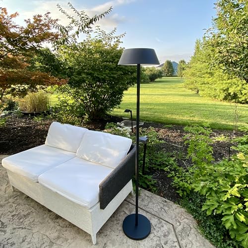 Bobcat Lighting Luminária de chão alimentada por energia solar para pátios, decks, espaços ao ar liv