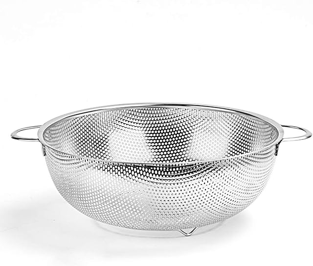 Colander Stainless Steel, HaWare 5-Quart Large Colanders with Handle & Base, Metal Micro-Perforated Strainer for Kitchen Pasta/Vegetable/Rice/Fruit/Food - Dishwasher Safe(28cm)
