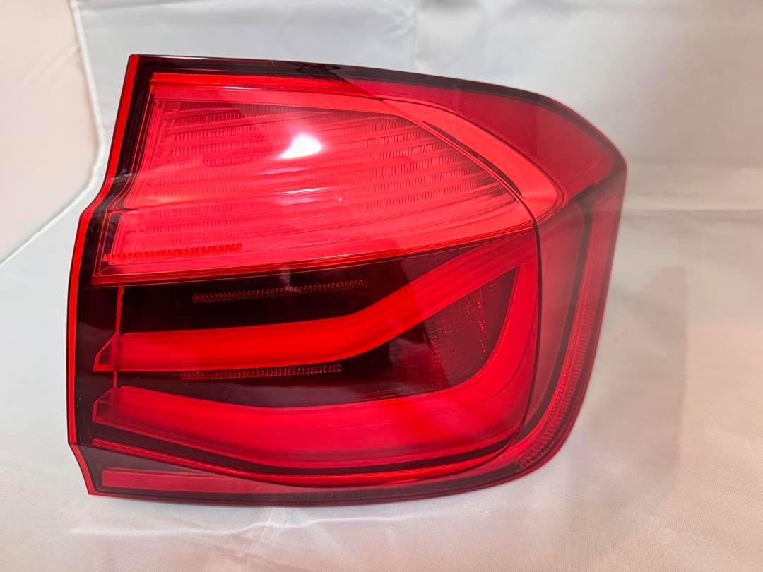 【BMW】F30 LCI(後期型)テールライト　左右セット F30 lci(後期型)テールライト 左右セット BMW F30 LCI