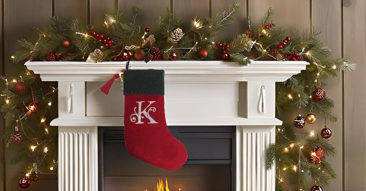 Evergreen Rot und Grün SAMT Strass Monogramm Weihnachtsstrumpf – K