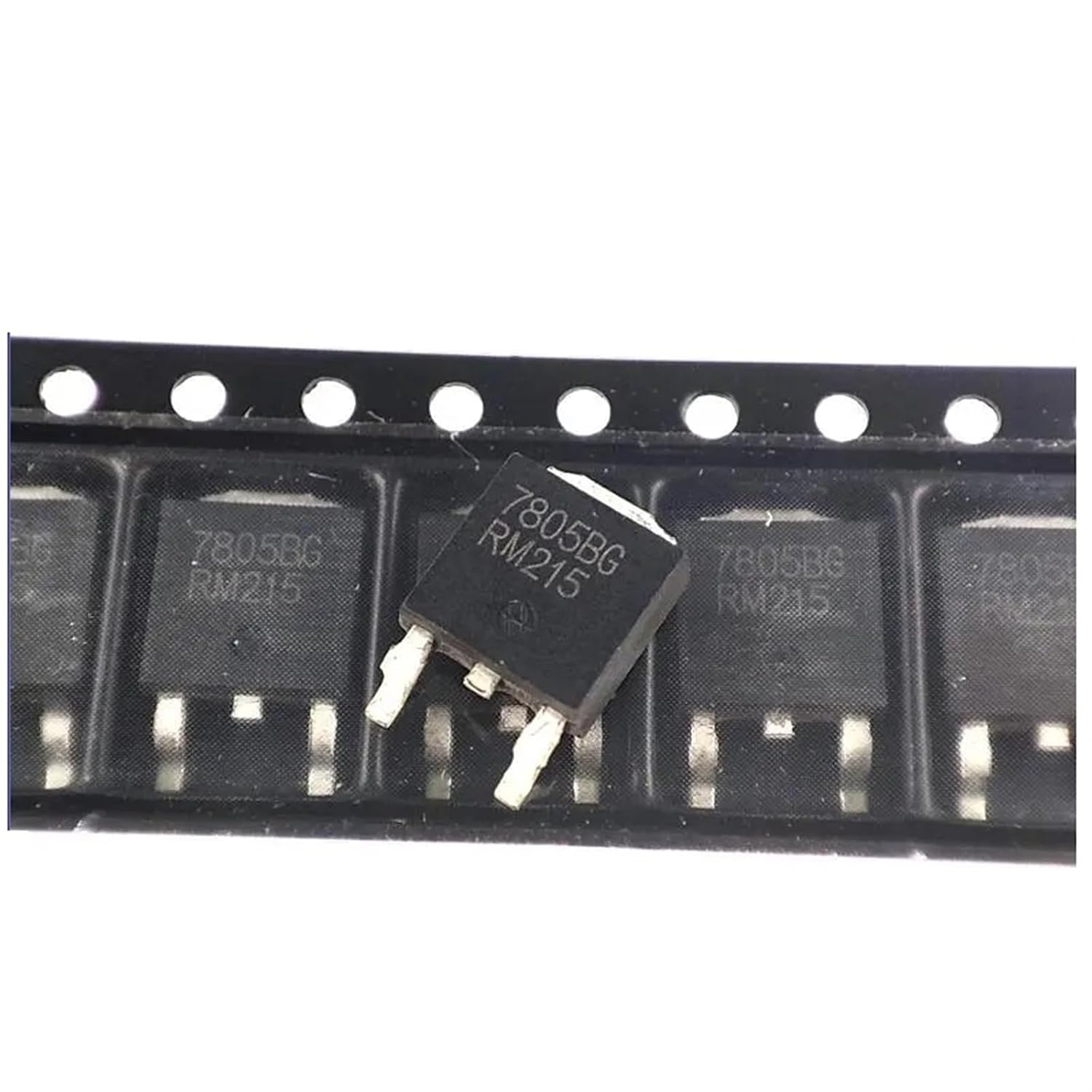 MC7805BDTRKG 7805BG MC7805BDTRKG 7805BG TO-252 5V 1A SMD Transistor 10Pcs