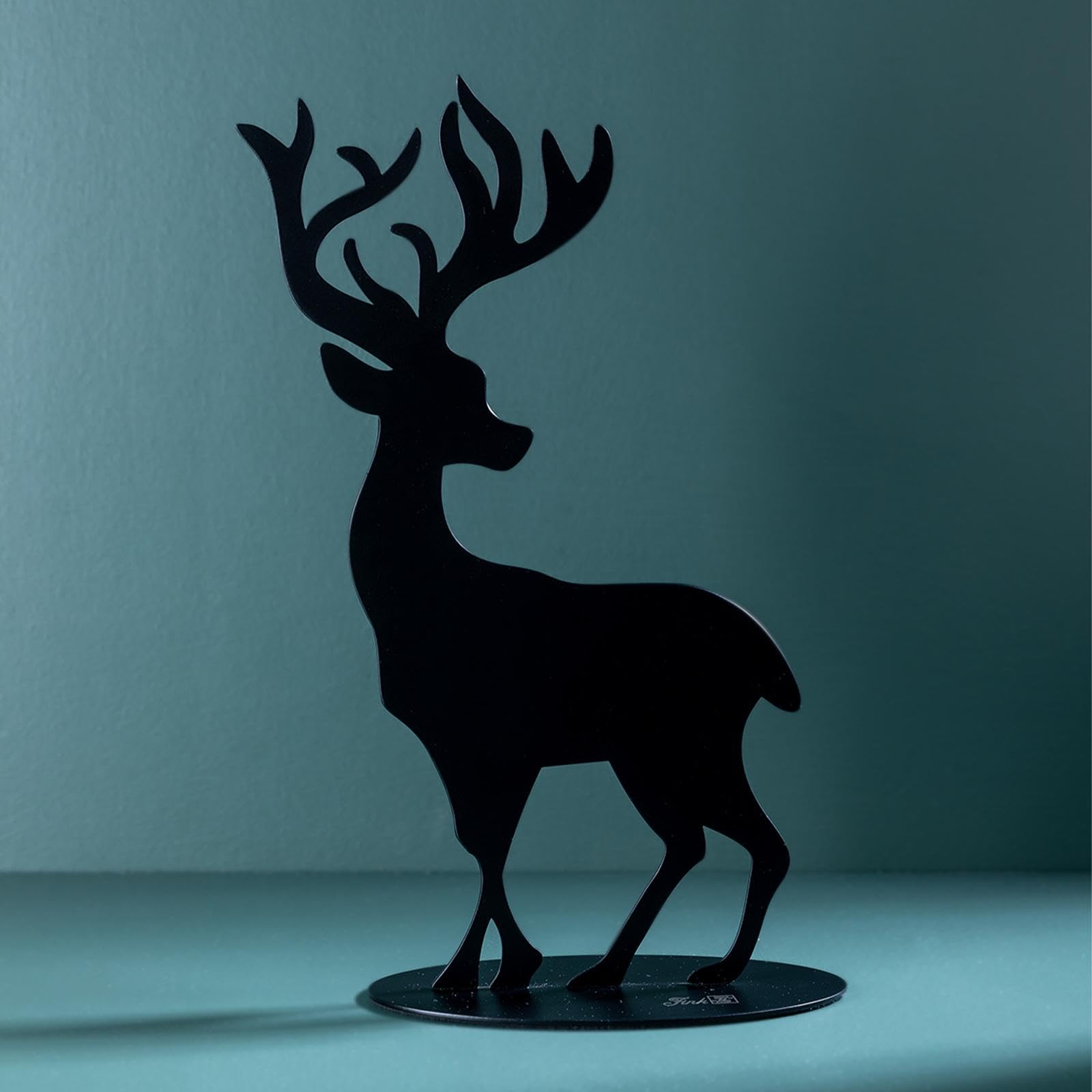 Fink Weihnachtsdeko Hirschfigur 30 cm schwarz matt - Metall Deko-Hirsch als Aufsteller für Winter- und Adventsdekoration, Moderne Figur für Tisch, Regal, Fensterbank oder Festliche Wohnideen