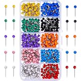 10 tachas de mapa de colores, 60 recuentos para cada color, un total de 600 piezas en una caja transparente que es conveniente para el almacenamiento, el estuche mantiene cada color en su lugar para que pueda obtenerlas rápidamente.1 / 8 pulgada de diámetro alrededor de un alfiler de plástico. La longitud total del pasador de empuje es 3/5 pulgadas