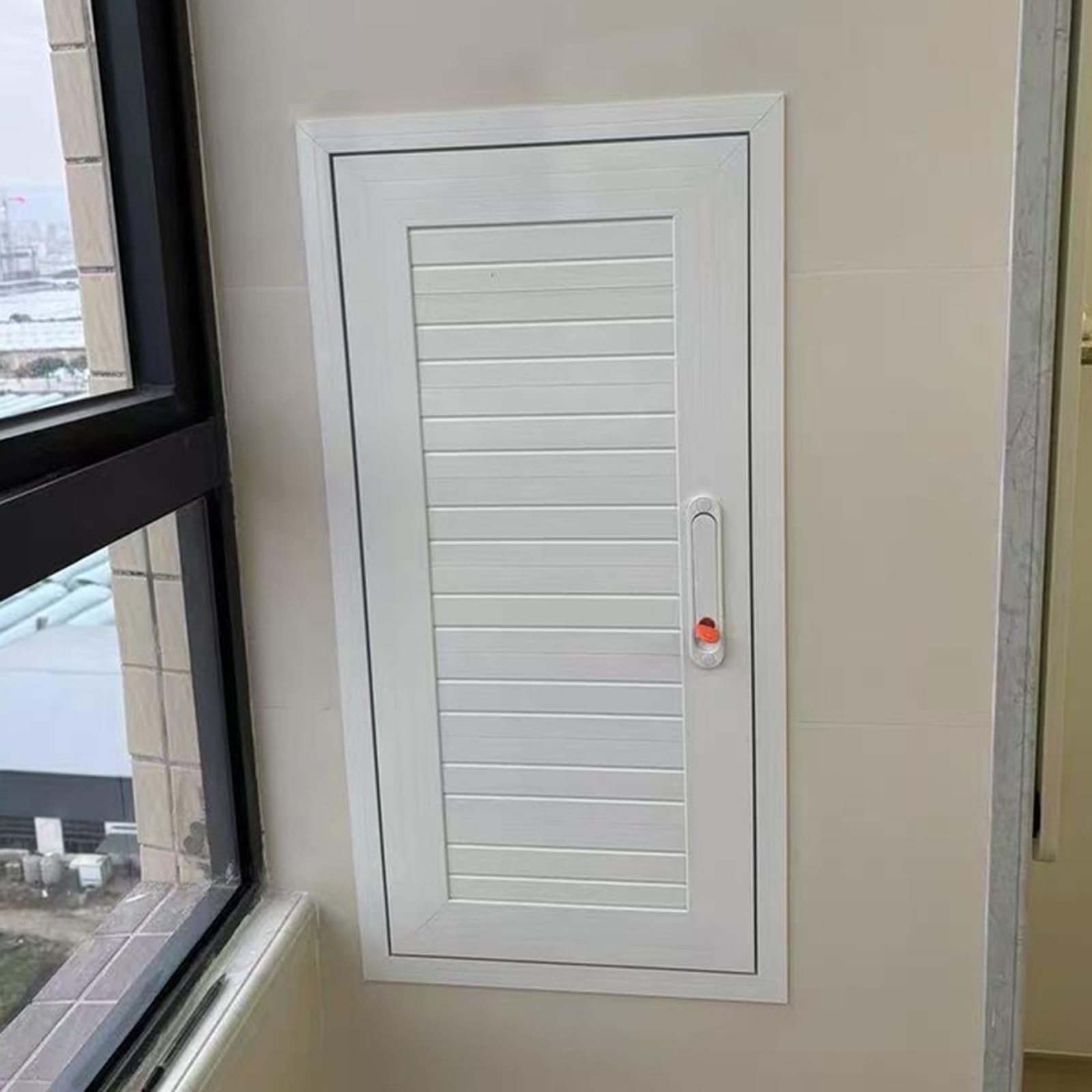 Trappe d'inspection murale verrouillable pour sécuriser les compteurs d'électricité