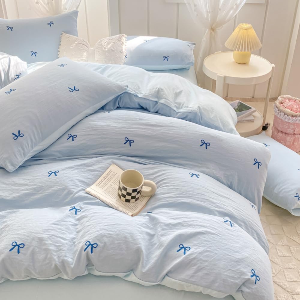 Michorinee King Size Duvet Cover Dark Blue Bowknot Print Kawaii Style Cute Blue Bow Bedding Set Girls Bow Tie Renforce Microfiber Quilt Cover 200x200 cm Zipper Closure with 2 Pillowcases 50x75 cm — image 1
