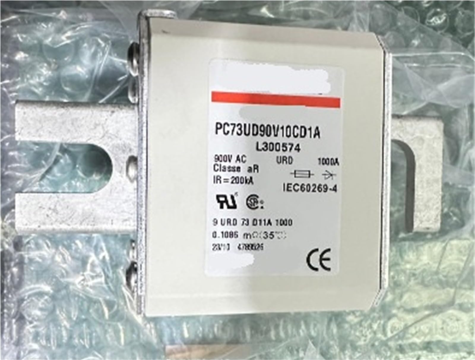 Bezpieczniki: PC73UD90V10CEF F300638 / PC73UD90V11CEF G300639 PC73UD90V10CD1A L300574 PC73UD90V11CD1A M300575 V78195 10000 V AC 725 A (PC73UD90V11CD1A)