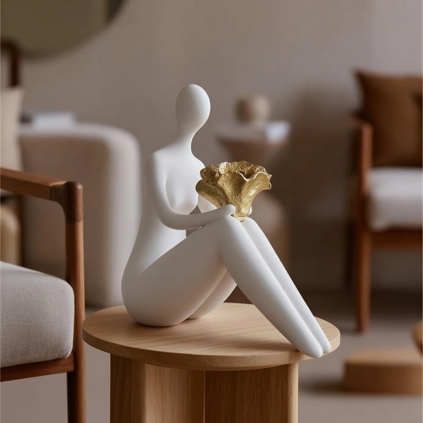 LOVIVER Escultura Figura Estatua Decorativa Adorno Moderno Figura Sentada en Resina con Detalle Dorado Acabado Huevo Adecuada para Sala de Estar Recibidor