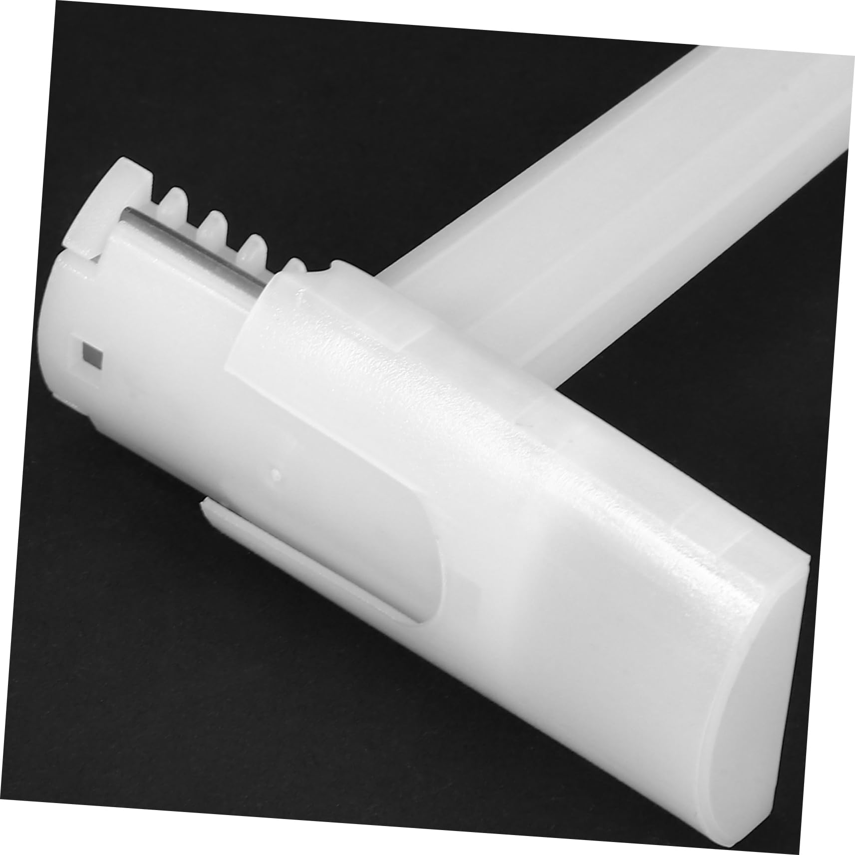 PACKOVE 10Pcs Disposable Razors for Hair Removal Double Blade Shaver for Men and Women Compact and Convenient Hair Trimmer for Body Grooming for Underarms and Daily Use