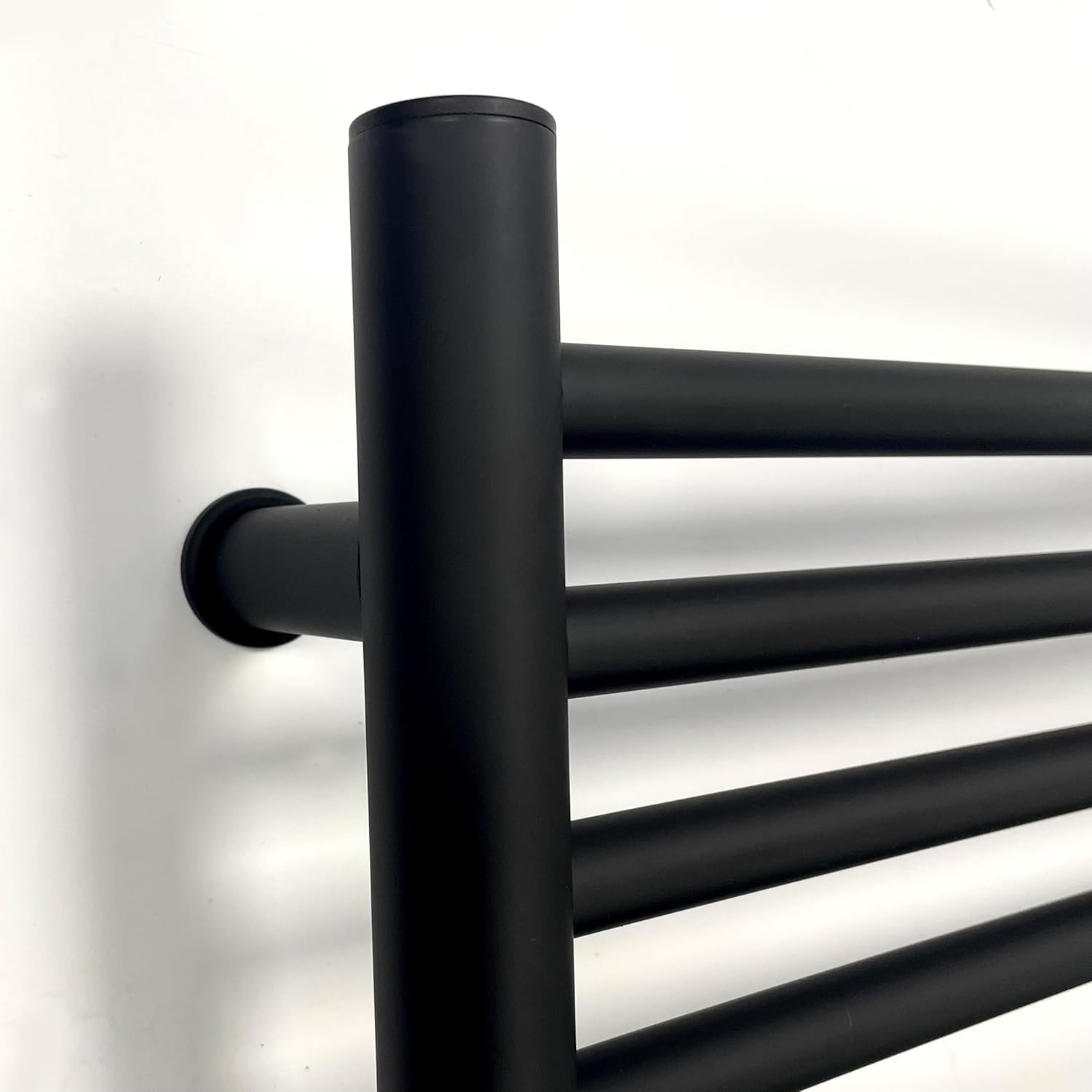 Sèche-Serviettes électrique Noir 300 mm x 720 cm (l x H) avec minuterie intégrée, Noir Mat, économe en énergie