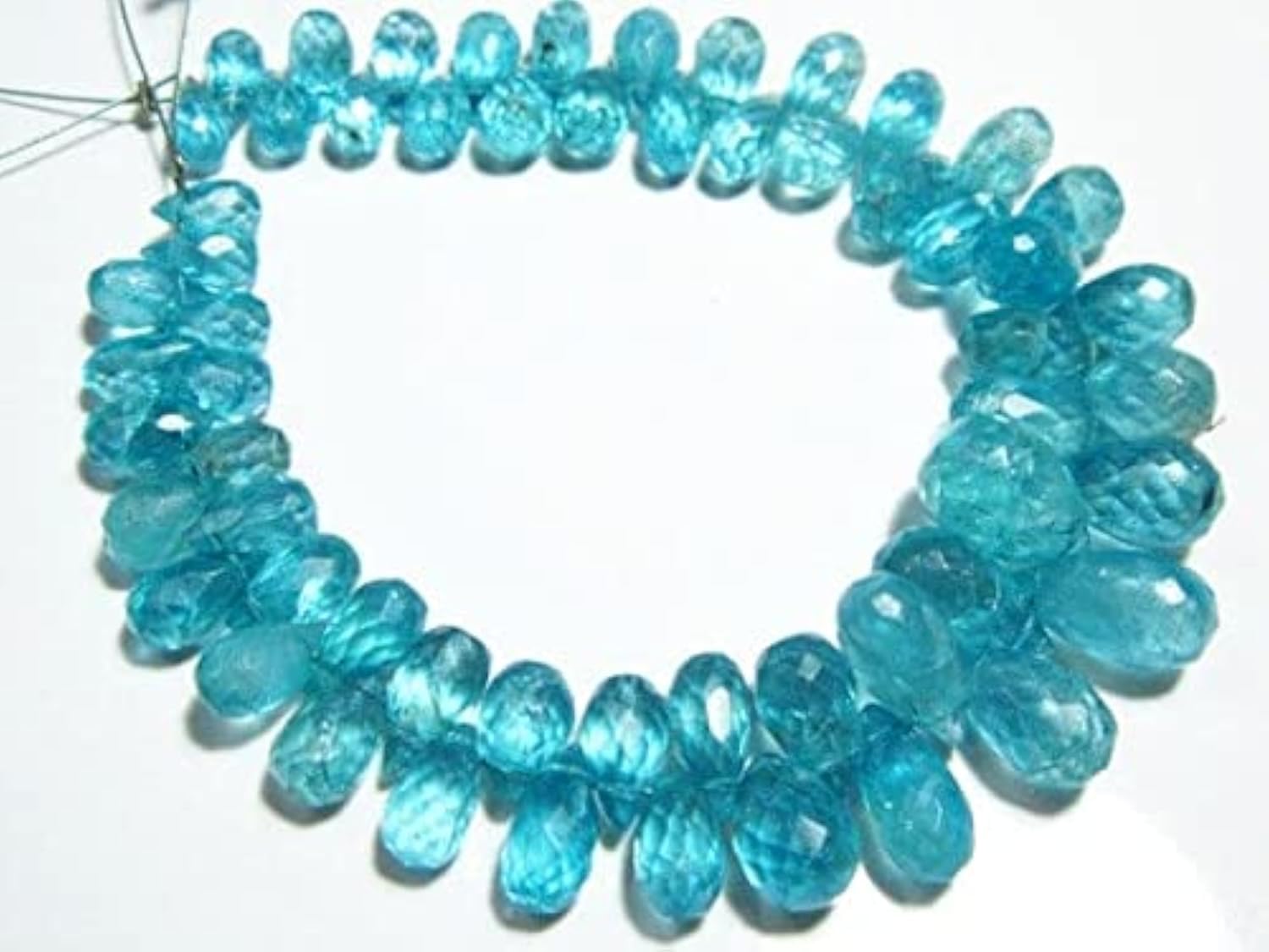 Apatite néon en perles larmes de 113 carats pour offrir un cadeau artisanal unique fait main