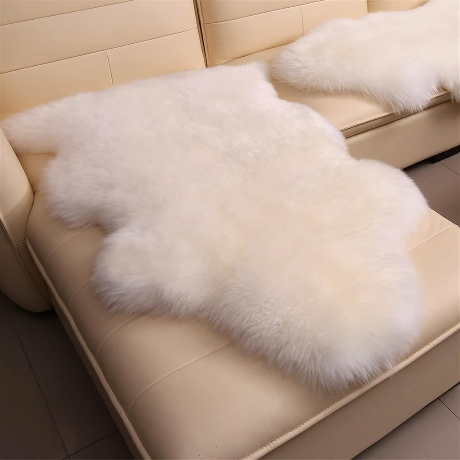 Real Sheepskin Rug Fluffy Sheepskin Throw Rugs Genuine Fur Rug Natural Furry Rug for Bedroom Living Room Chair (One Pelt) (Color : White)