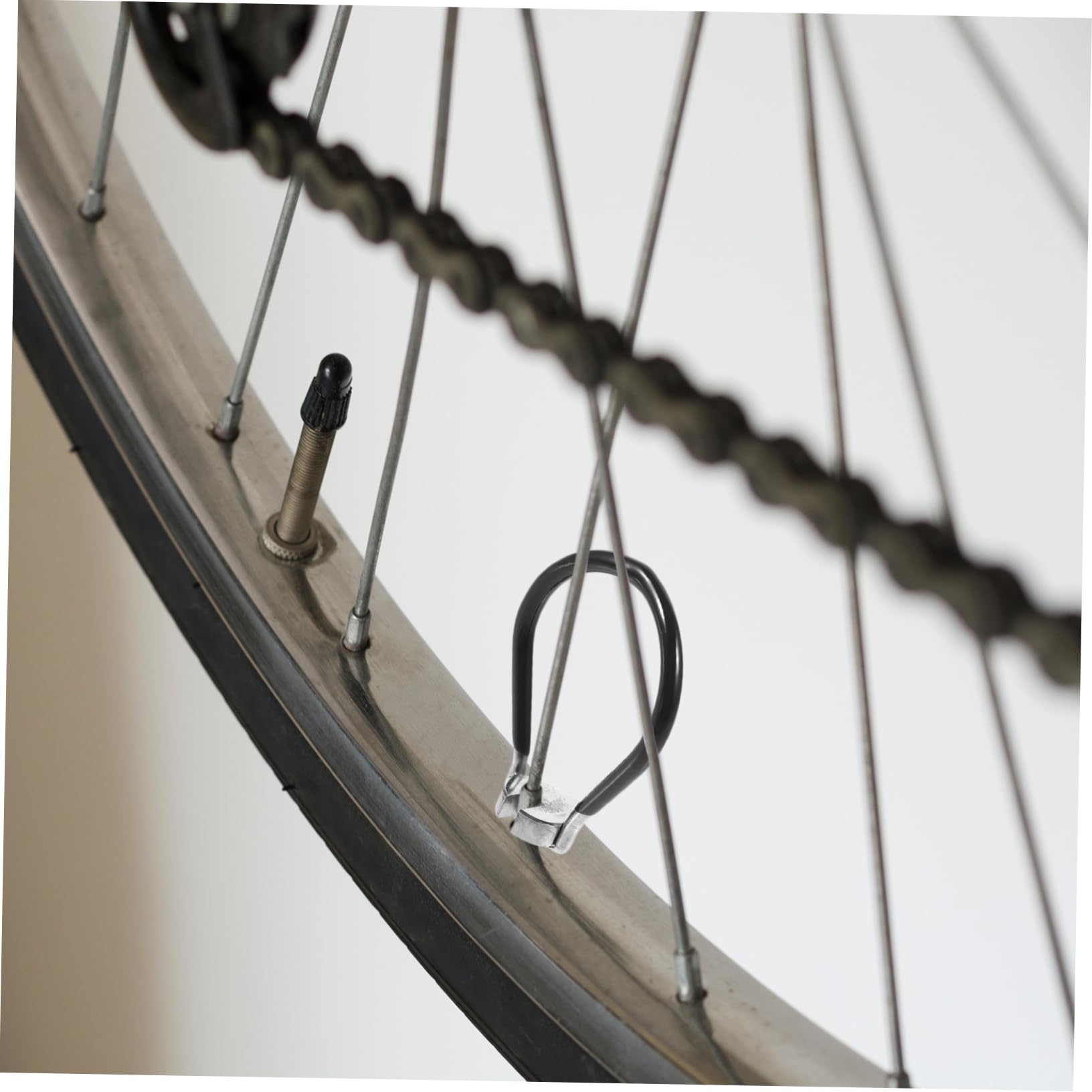 BESPORTBLE 5pcs Bike Tool Kit Metal Wrench Durable Construction for Secure Wheel Removal and Installation