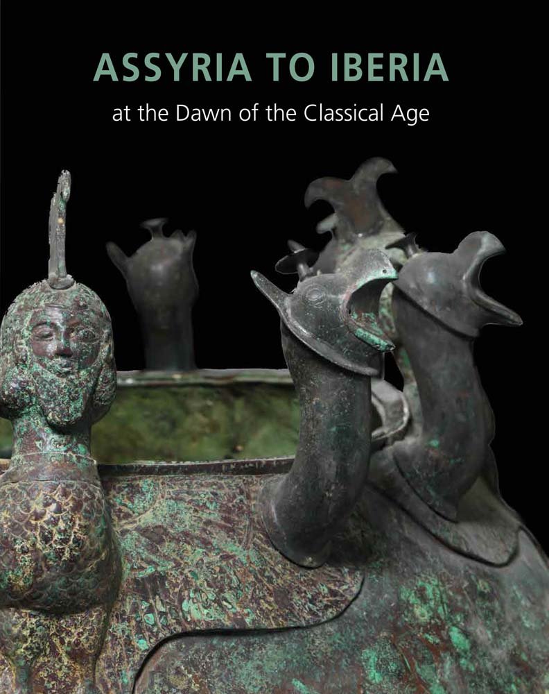 Assyria to Iberia At the Dawn of the Classical Age (Fashion Studies