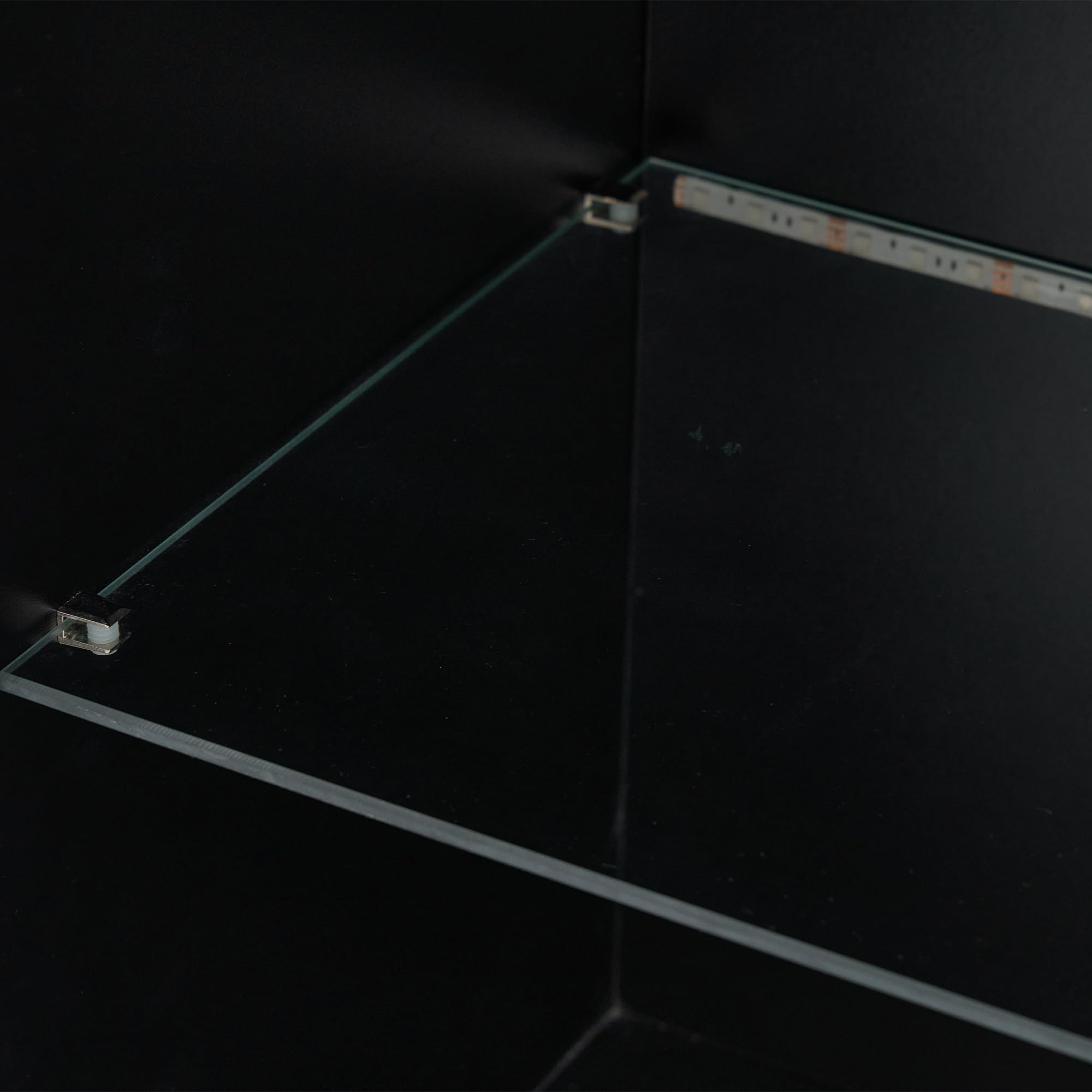 Merax Vitrinenschrank 160cm, Glasvitrine mit LED-Beleuchtung, Schwarz Hochglanz - Moderne Kommode mit viel Stauraum, Bücherschrank Hochschrank Highboard, Schrank für Wohnzimmer Küche Esszimmer Büro