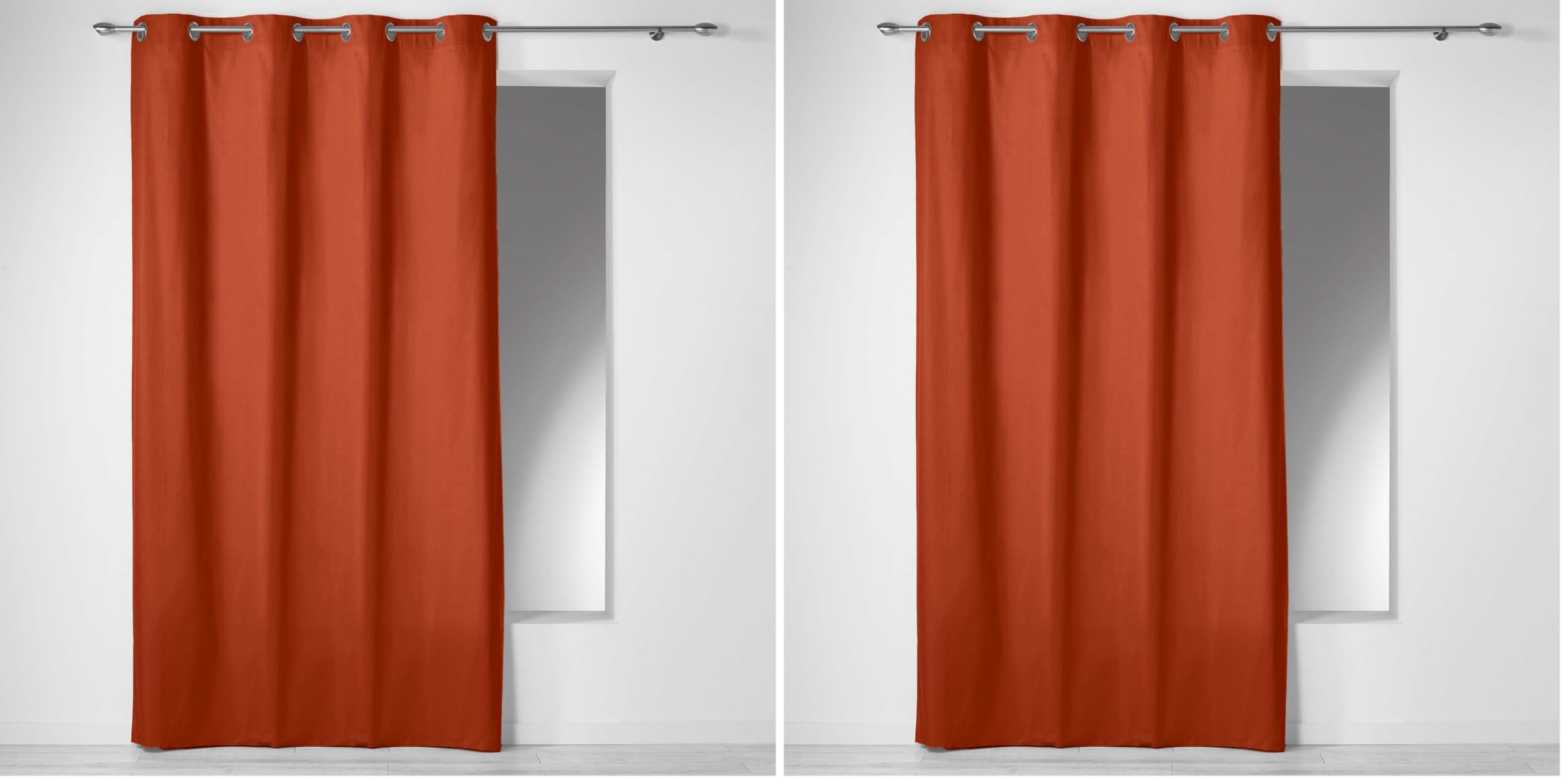 Rideau à oeillets terracotta pour réchauffer l'ambiance du salon et de la chambre