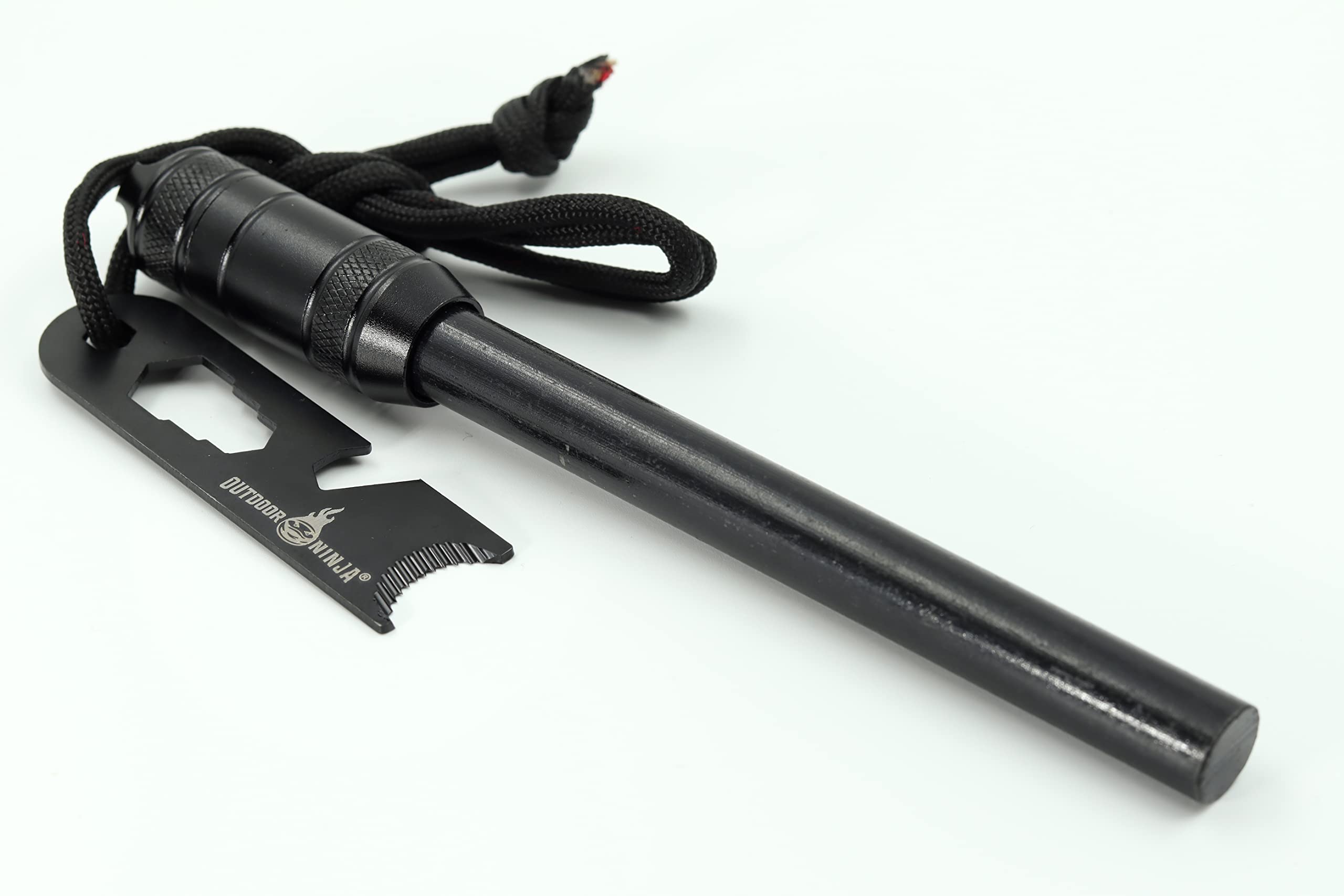 The Legend Tactical - acciarino in acciaio per escursioni, bushkraft, trekking, campeggio e altri hobby all'aperto, incluso raschietto multifunzione, il kit di sopravvivenza perfetto