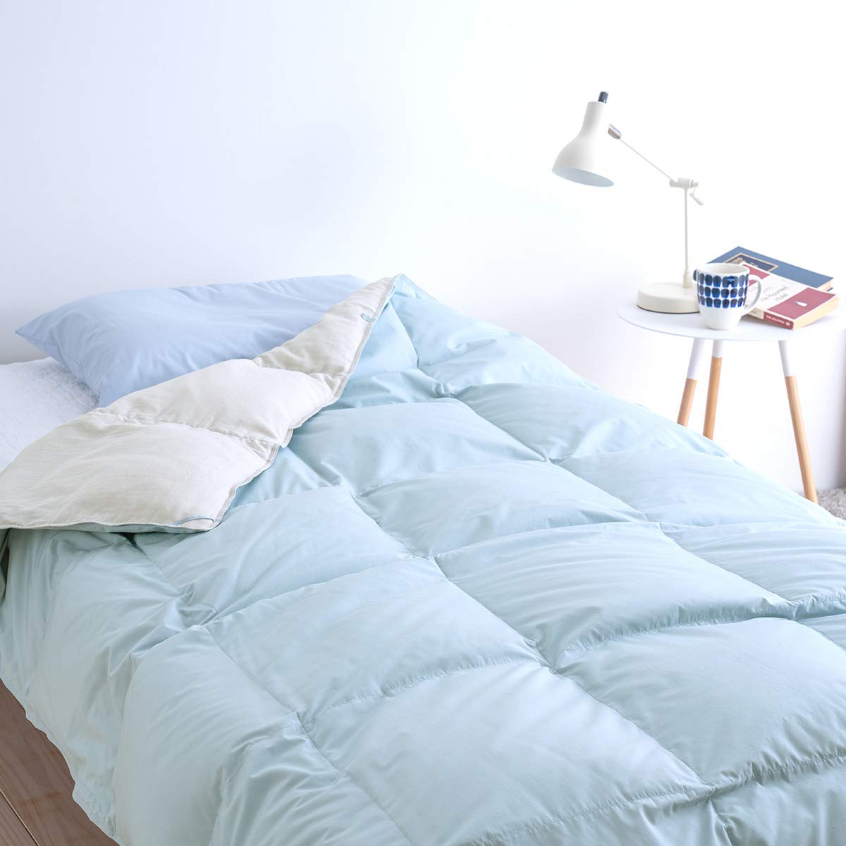 西川リビング　肌掛け羽毛布団　クイーンサイズ Amazon｜西川 羽毛肌掛け布団 クィーン ホワイトダウン85％ パイル