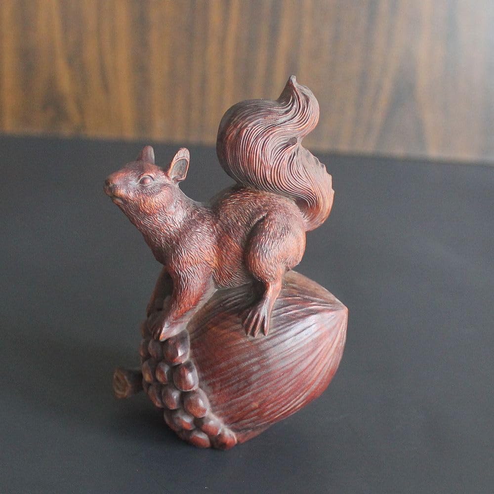 Hand Carved Vintage Wooden Squirrel on Pinecone Woodland Animals Statue Figurine Desktop Sculpture Ornament Home Decor (Acorn) - Image 4