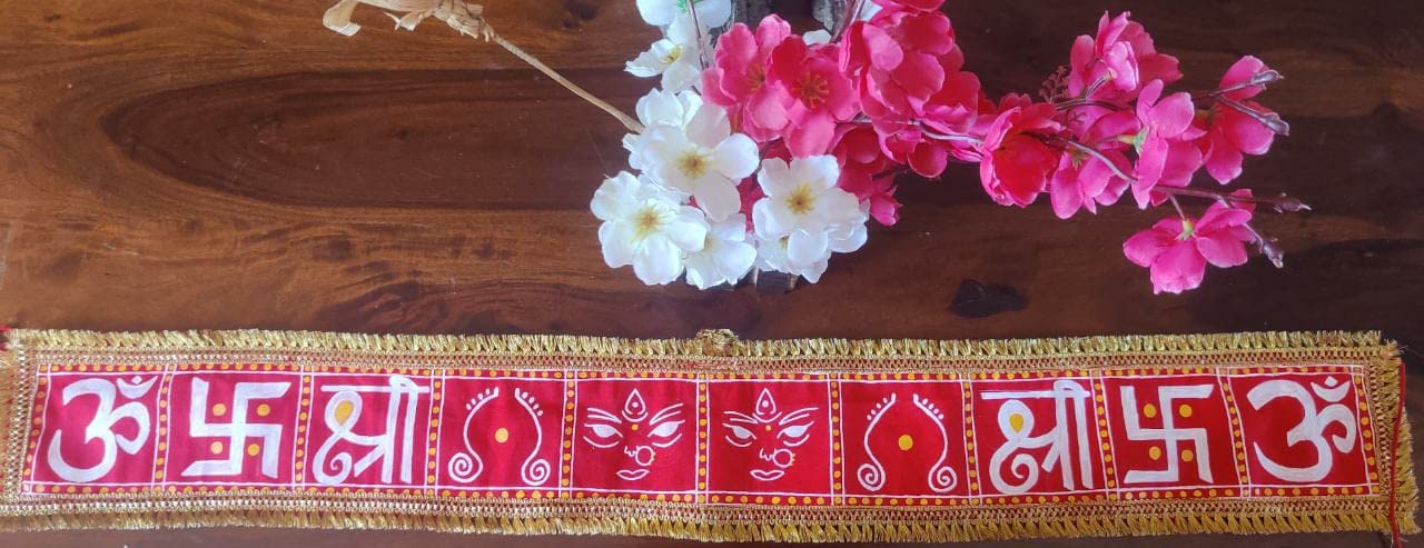 Svaroopam® Beautiful & Attractive Kumaoni Traditional Aipan Design Door Hanging & Car Toran bandarwal | Navaratri Ganesh Chaturthi | Special and Many Other Festivals (Multicolour 2)