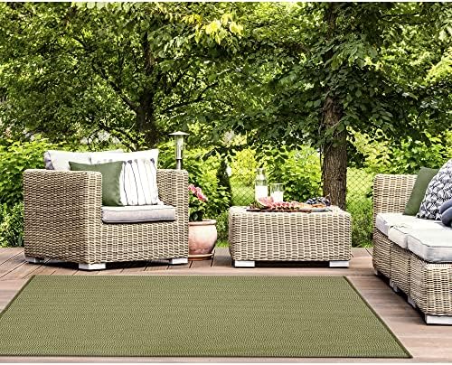 Liora Manne Calais Indoor/Outdoor Power Loomed Durable Area Rug - Traditional Texture Casual Colorful (Solid Green) (7'6" x 9'6")