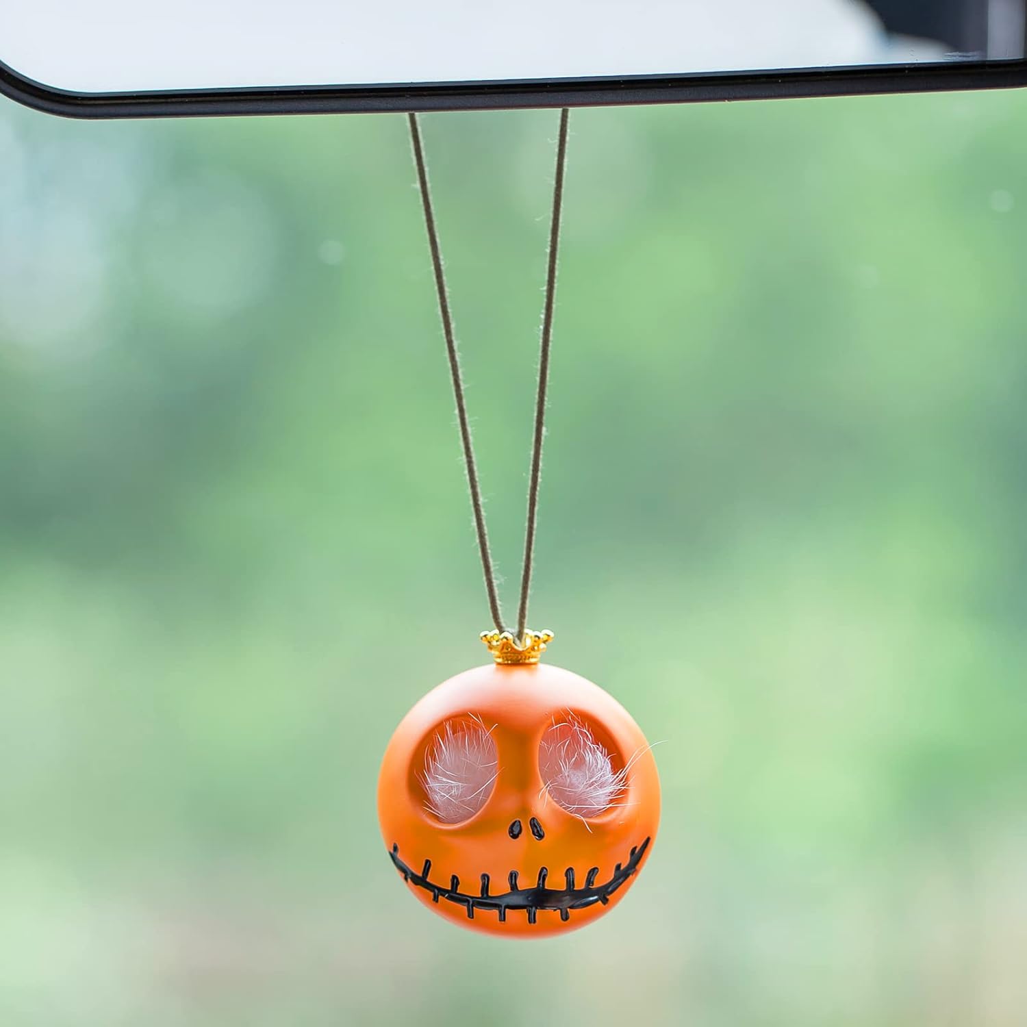 Cute Halloween Car Accessories Swinging Skull Car Hanging