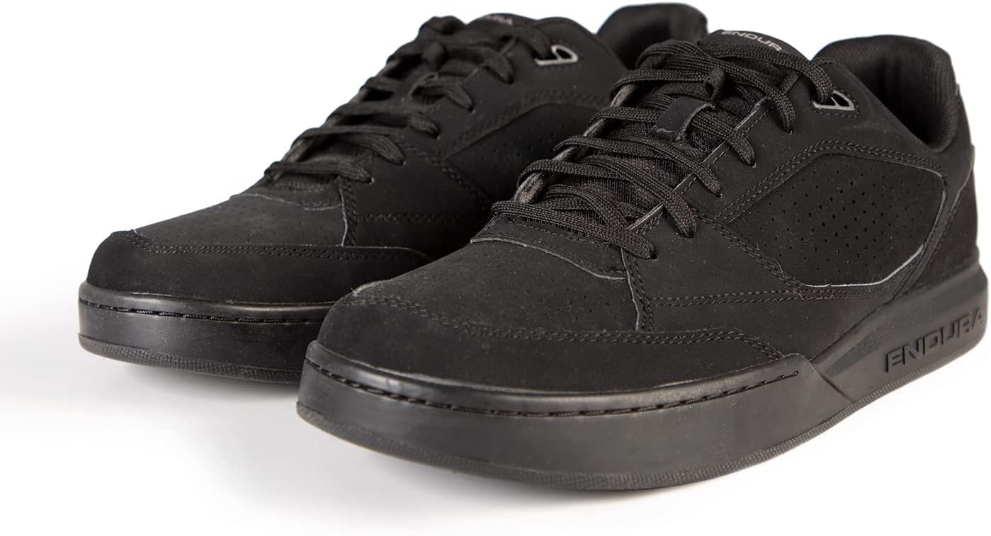 Endura  Black Hummvee Flat Shoes in Size 8.5, Sports Direct