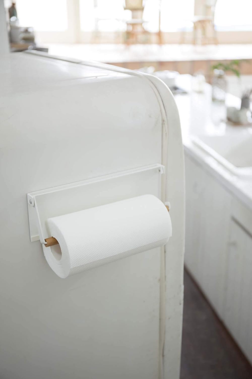 Amazon 山崎実業 キッチンペーパーホルダー マグネット 片手でカット マグネットキッチンペーパーホルダー トスカ ホワイト 3530 キッチンペーパーホルダー オンライン通販