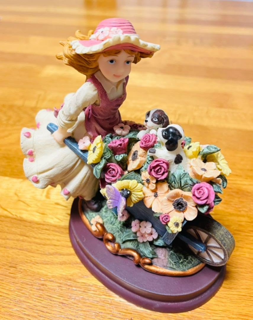 Amazon.co.jp: Ricardo Shermani Figurine Decor Prop Girl Puppy Made