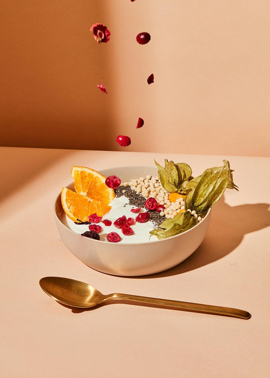 KoRo - Frutti di bosco liofilizzati 350 g - fragole, more e mirtilli rossi - da aggiungere al muesli o nel porridge - 100% frutta