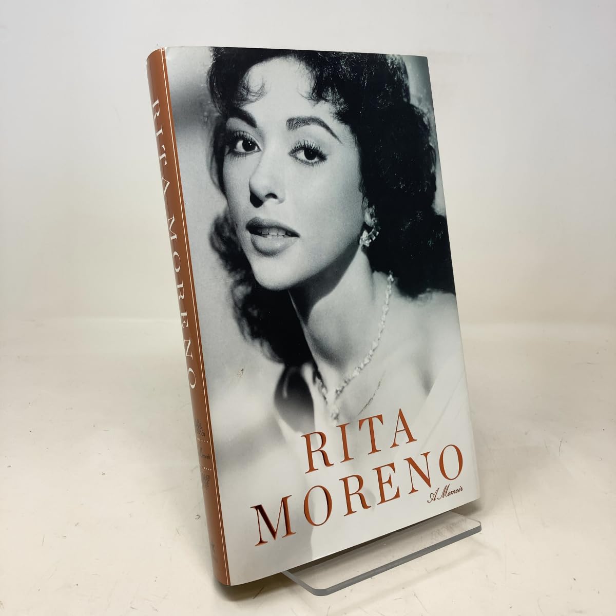 Buy Rita Moreno: A Memoir — BookShops.in