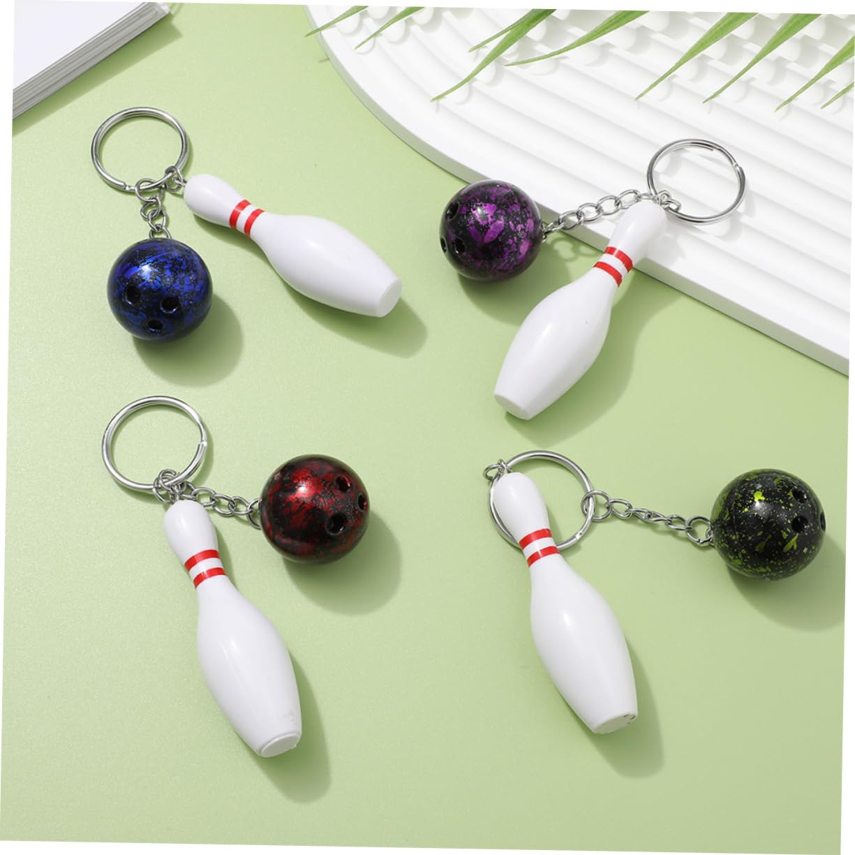 LIOOBO Llaveros De Bolos Mini Llaveros Colgantes De Diseño Deportivo Souvenirs De Bowling Para Decorar Mochilas Y Bolsos 12 Piezas X 5