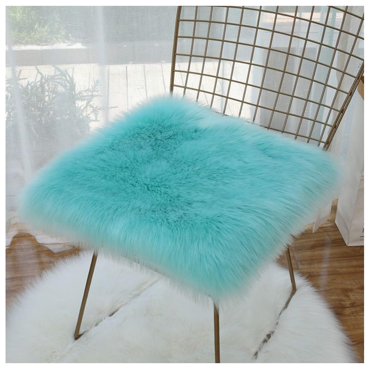 Fluffy Shaggy Chair Seat Pad Soft Anti slip Seat Cushion Plush Faux Fur Sheepskin Silky Seat Cushion Circular Chair Cushions for Indoor Outdoor Garden Dining Bistro Patio Office Coffee Shop(Y7,45x45cm