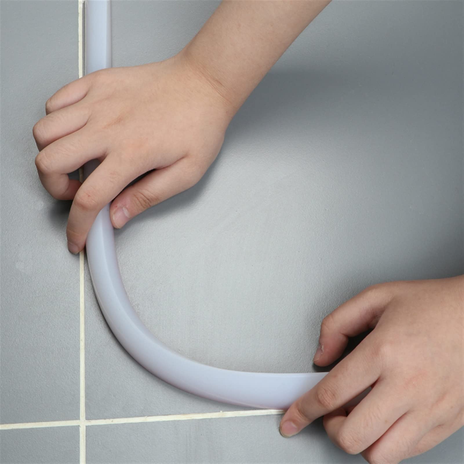 Joint pour Porte Fenêtre Triangle Silicone Bouchon d'eau Salle de Bain et Cuisine barrières d'eau Auto-adhésif butée (Size : 150CM)