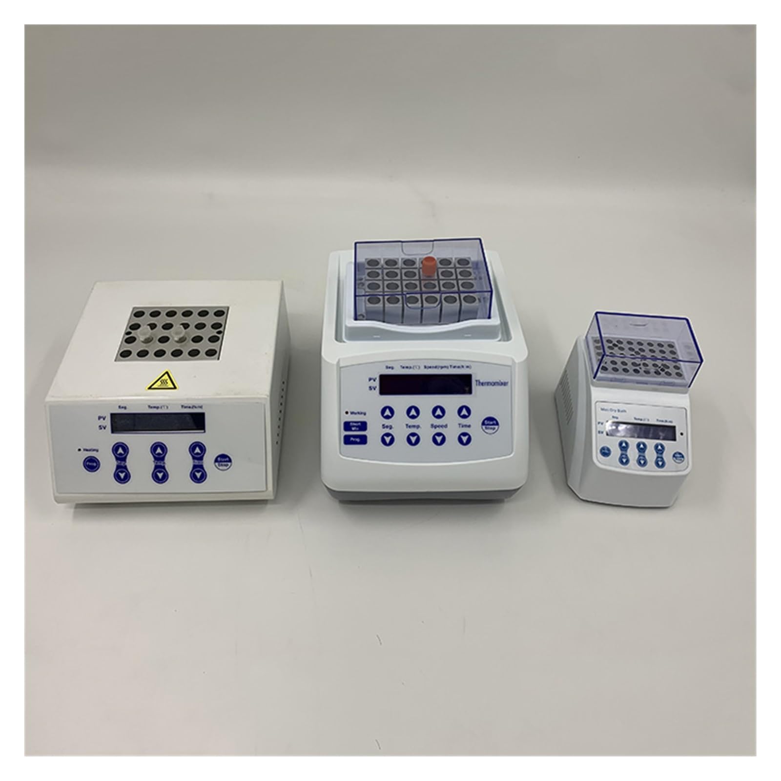 Laboratorium KĄPIEL Metalowy Mini Led Cyfrowy inkubator do suchej kąpieli Dostarcza kąpiel grzewczą Szeroko stosowane w laboratorium, warsztacie