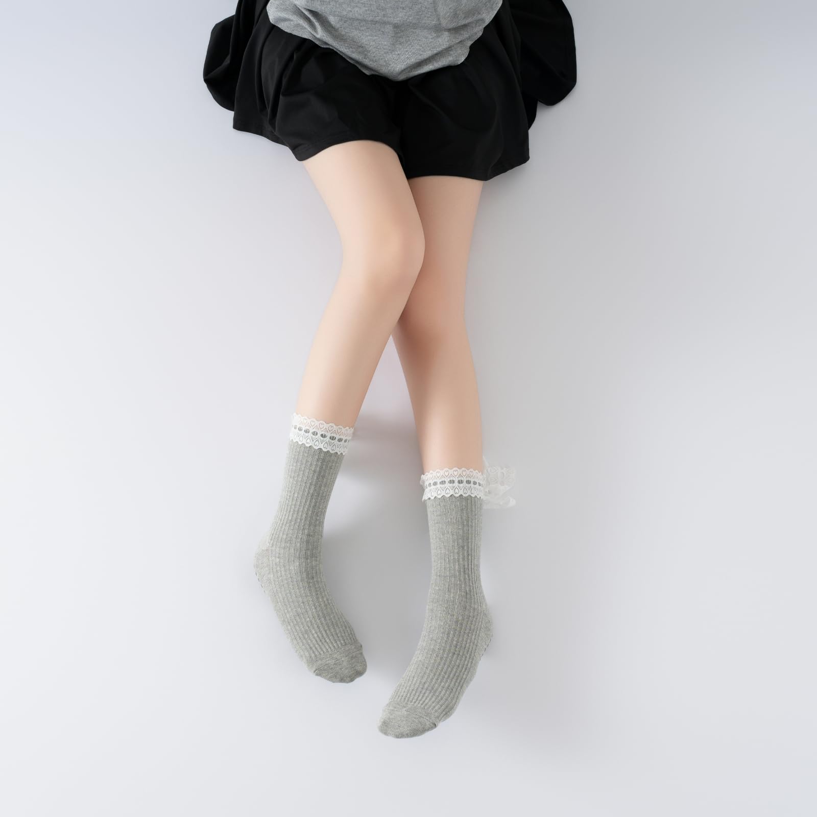 Verdancy Women’s Yoga Pilates Socks with Frills and Lace up Non Slip Cushioned Grips Crew Socks: One Size Light Gray