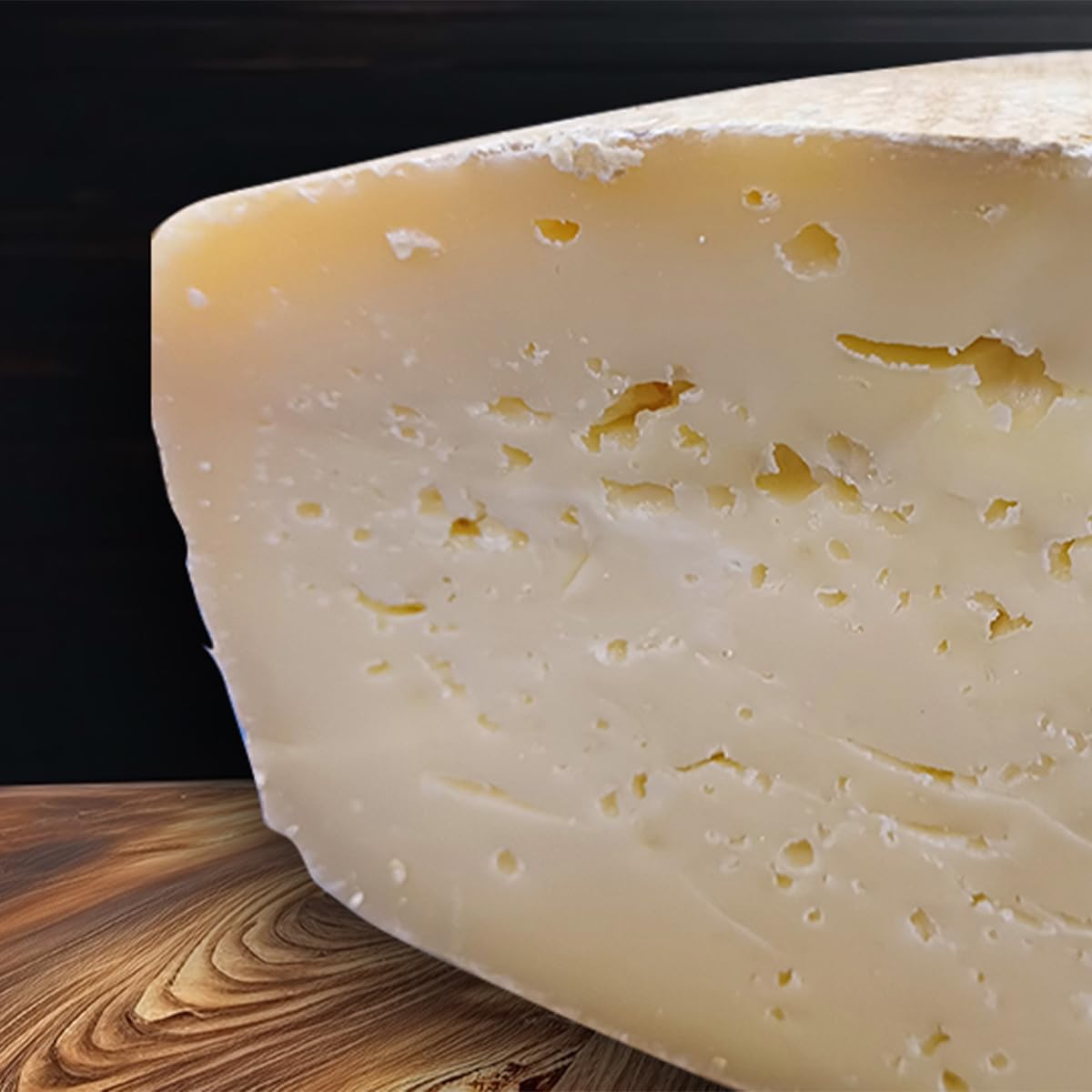 LA HUERTONA Cuña de queso Asturiano NUBLINA de leche pasteurizada de vaca 230-270 gr., Origen Asturias, Envasado al vacío
