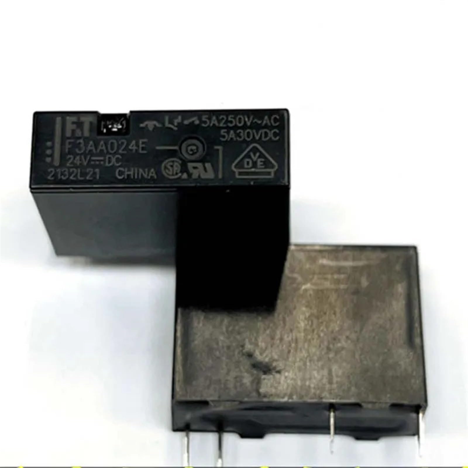 Relay F3AA024E 24V 5A lot de 5 pièces pour circuits imprimés électroniques