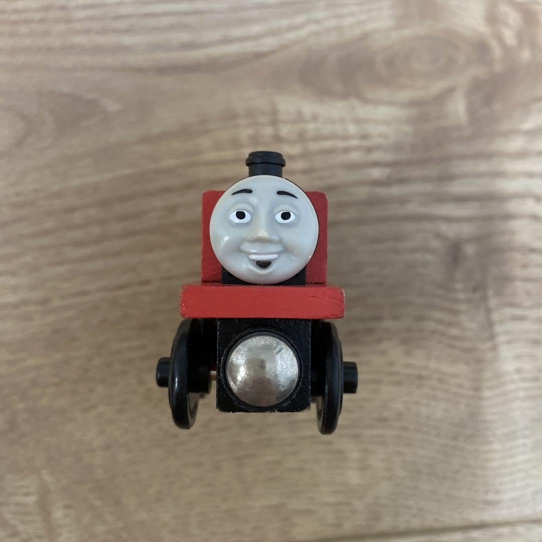 Amazon.co.jp: アイボ?ヒュー IVO HUGH きかんしゃトーマス 木製