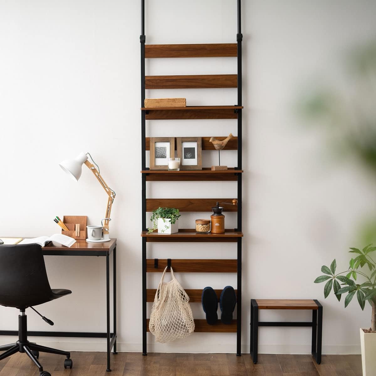 エムール 突っ張りラック つっぱり棚 収納棚 幅60 ブラック 簡単設置