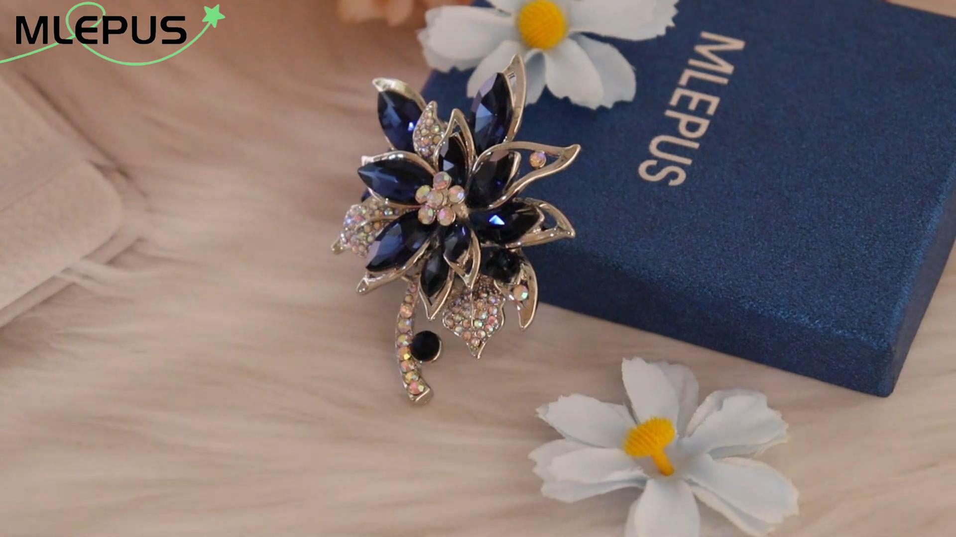 Vintage Rhinestones Pearl Lolita Bow T Womens Big Bow Brooch Collar Flower Pins Original Design DIY Handmade Jewelry Gifts From 12 € | DHgate Vintage Rhinestones Pearl Lolita Bow T Womens Big Bow Brooch Collar Flower Pins Original Design DIY Handmade Jewelry Gifts From 12 € | DHgate