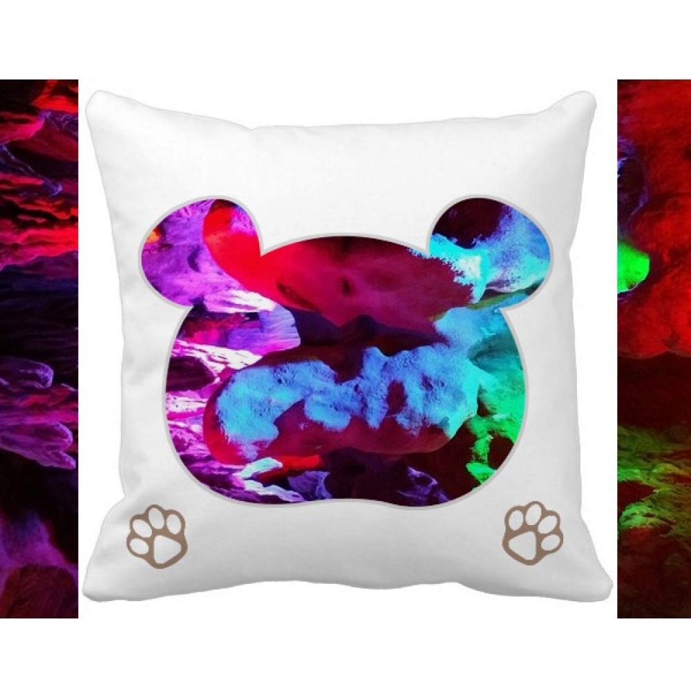Housse de coussin ours Karst Cave : fini les salons ternes et froids